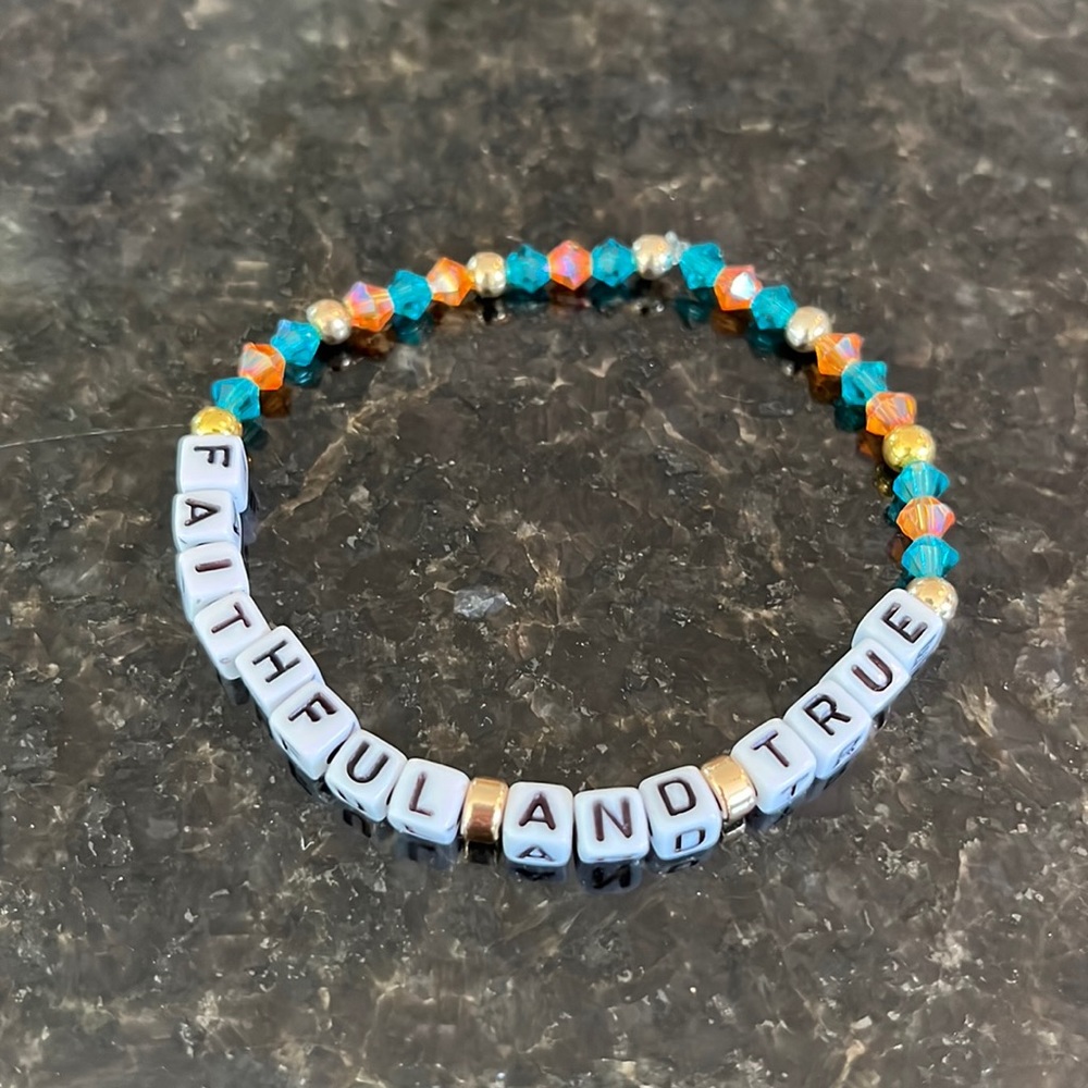 Beautiful Handmade Word Bracelet FAITHFUL AND TRUE *wear solo or stack more!*‎